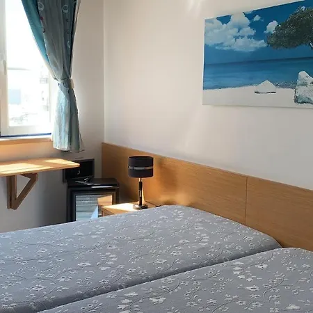 酒店 Weaa 纳扎雷