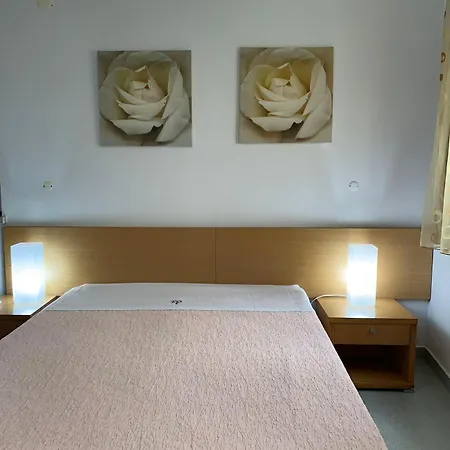 Hotell Weaa 2*