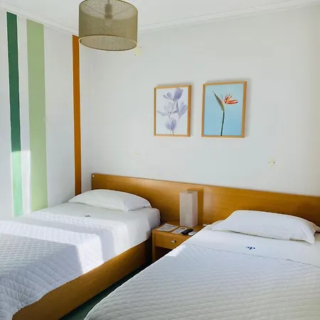 Weaa Hotell Nazaré