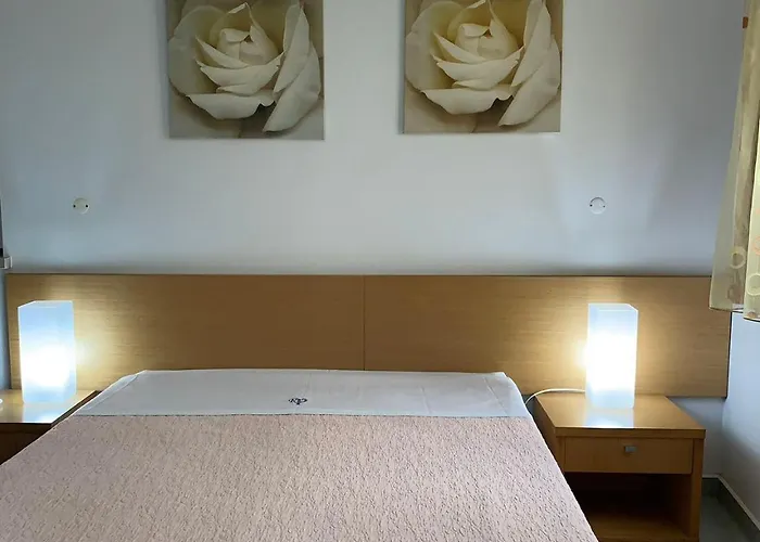 Hotel Weaa 2*