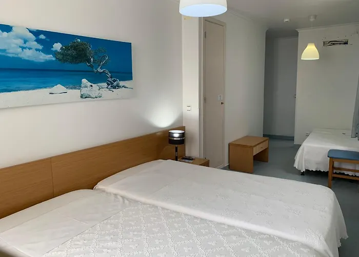 Weaa Hotel Nazaré